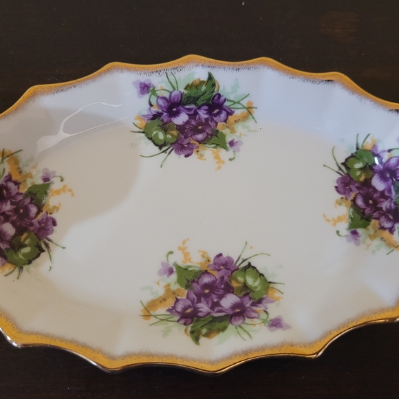 White Porcelain Creamer and Sugar Set with Purple Floral Motif and Gold Trim - Picture 2 of 3